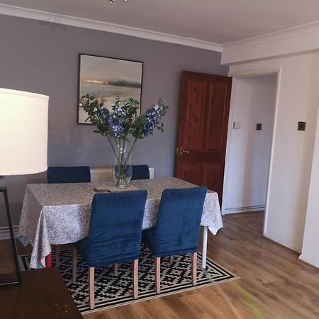 2 Bed Flat, Bounds Green, Piccadilly Line, London N11 Bagian luar foto