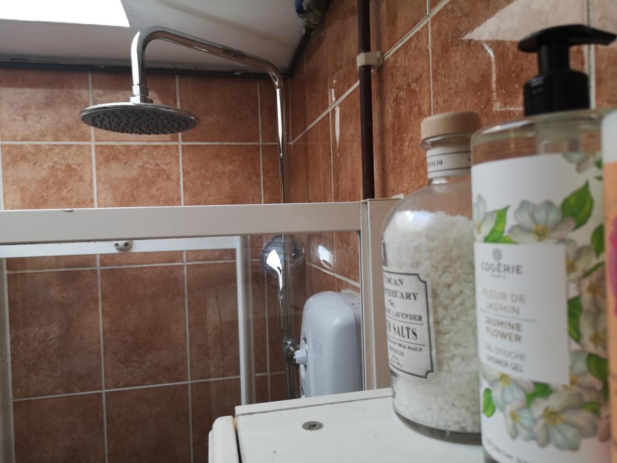 2 Bed Flat, Bounds Green, Piccadilly Line, London N11 Bagian luar foto